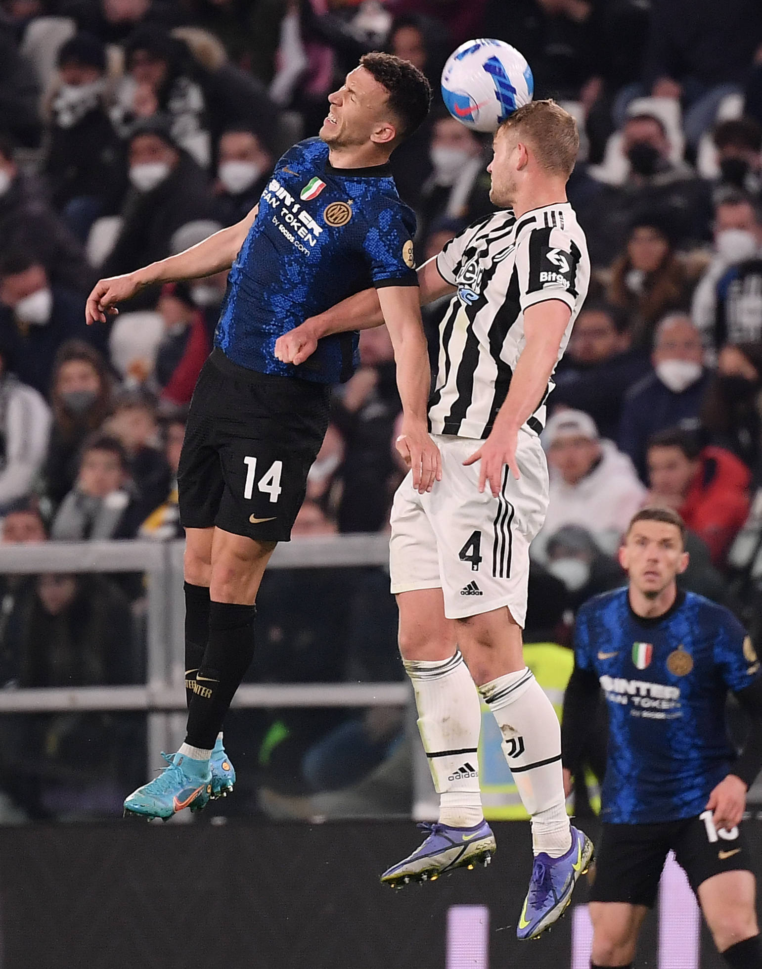 包含多特蒙德迎战尤文图斯:双方巅峰对决的词条 包含多特蒙德迎战尤文图斯:双方巅峰对决的词条