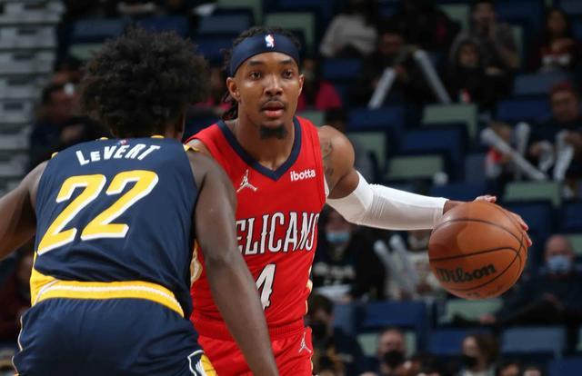 尼斯中场表现优异,球队战术连连取胜的简单介绍 尼斯中场表现优异,球队战术连连取胜的简单介绍