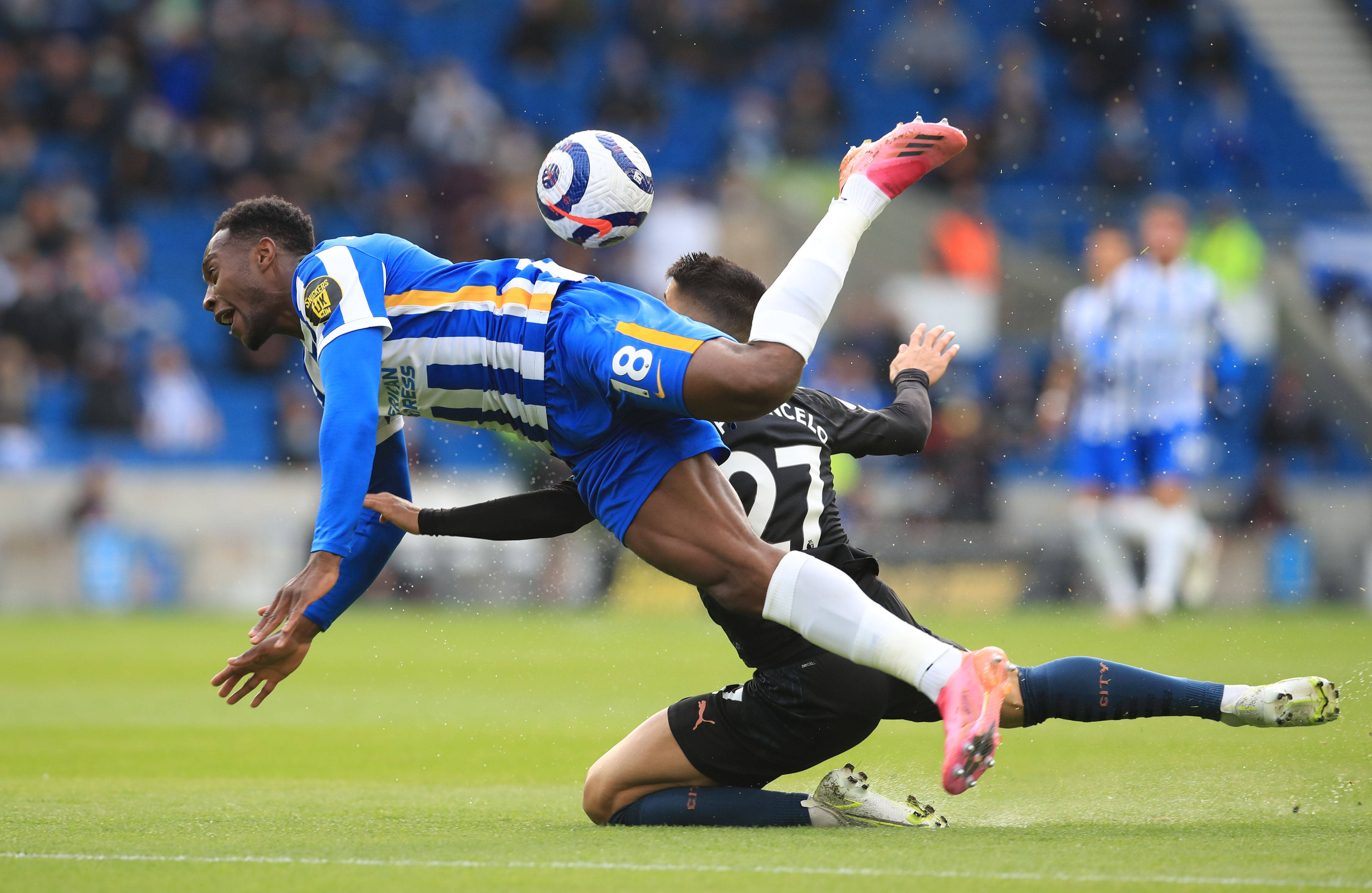 开云体育在线登录-关于瓦伦西亚补时绝杀客场淘汰英超球队的信息