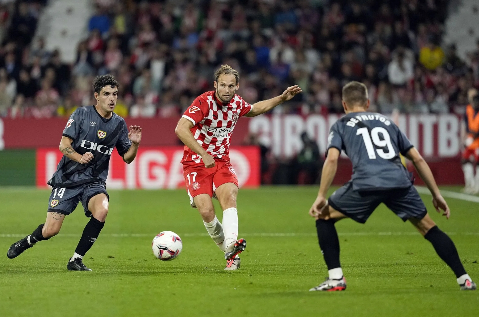 关于巴西队势如破竹，欧洲杯前景一片暗淡的信息