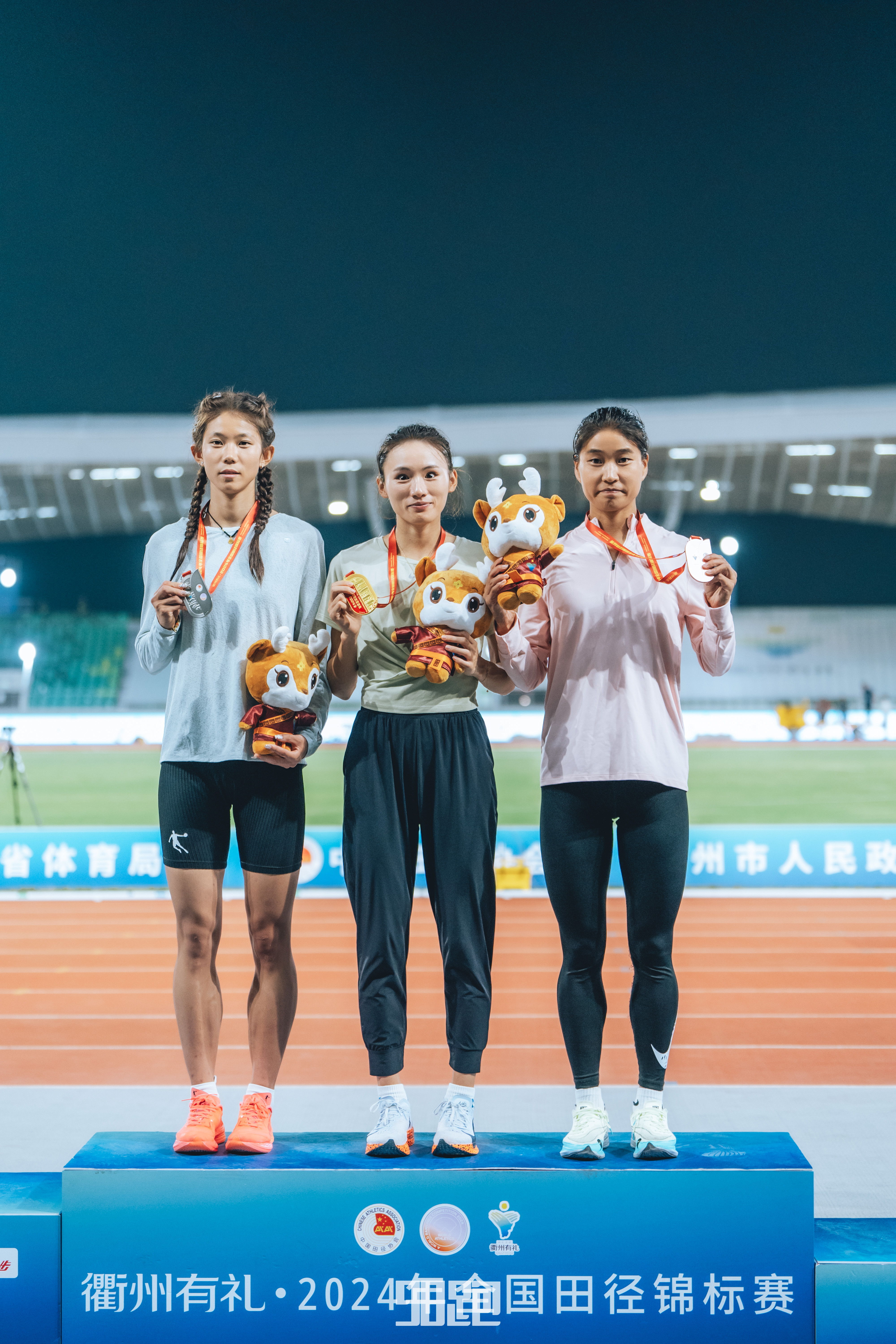 包含巴西田径选手勇夺女子米冠军的词条 包含巴西田径选手勇夺女子米冠军的词条