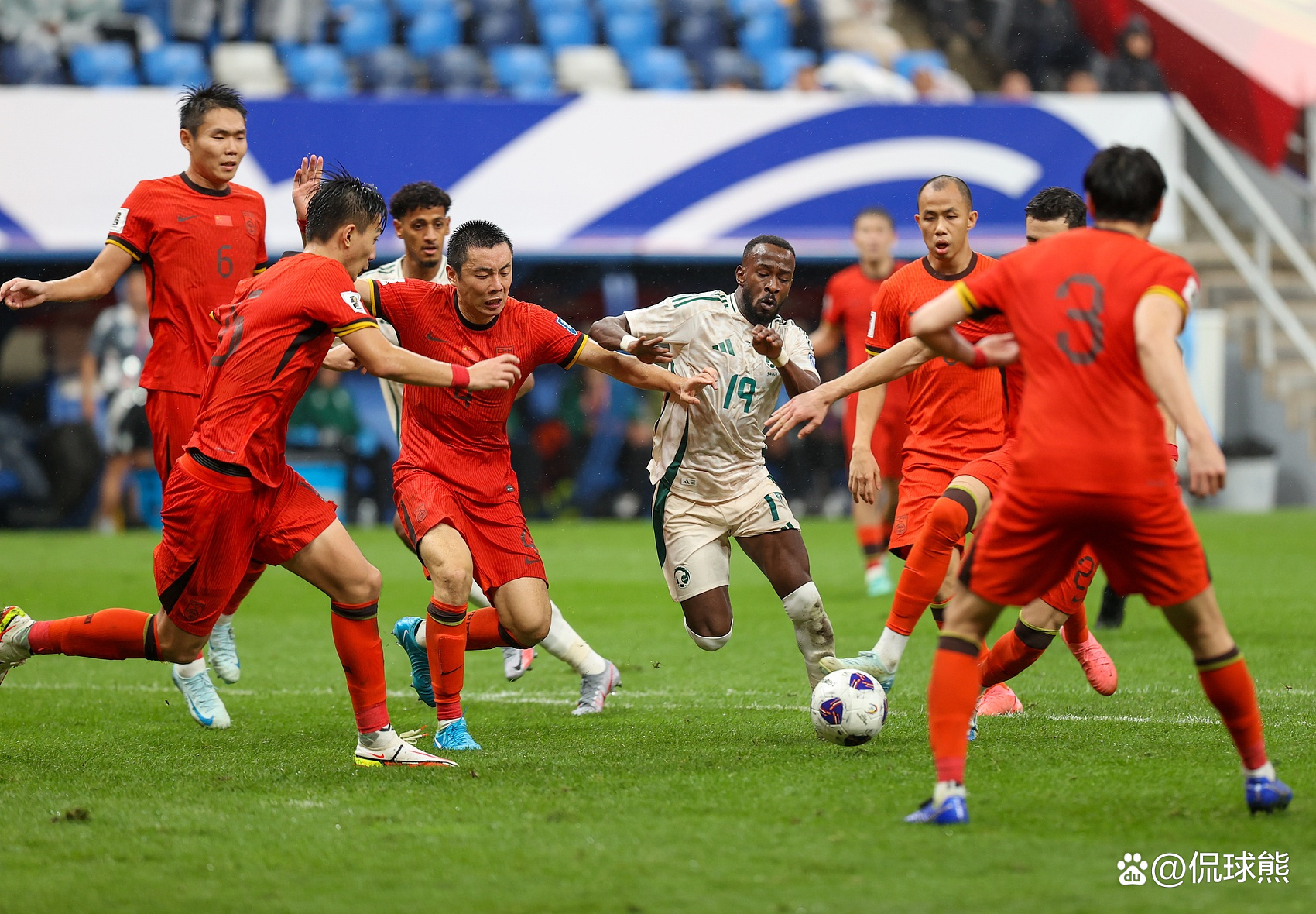 关于新援助攻得手,球队连胜开门红的信息 关于新援助攻得手,球队连胜开门红的信息