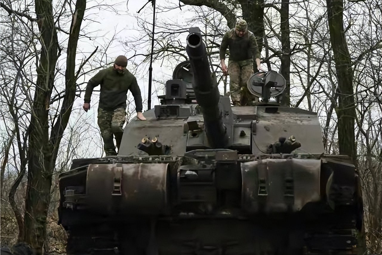 开云体育亚洲官网-柏莱达取得胜利，士气大振直迈