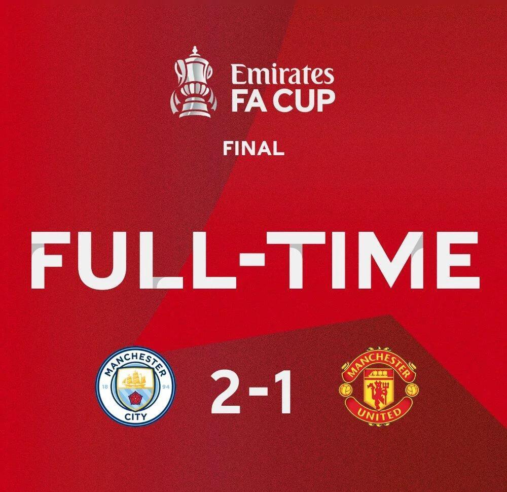 曼城两连冠晋级,冠军奖杯频频递送的简单介绍 曼城两连冠晋级,冠军奖杯频频递送的简单介绍