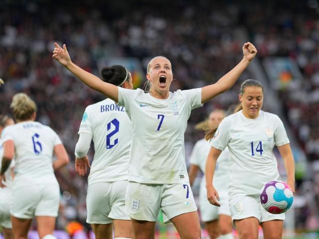 欧洲女足锦标赛上演精彩对决