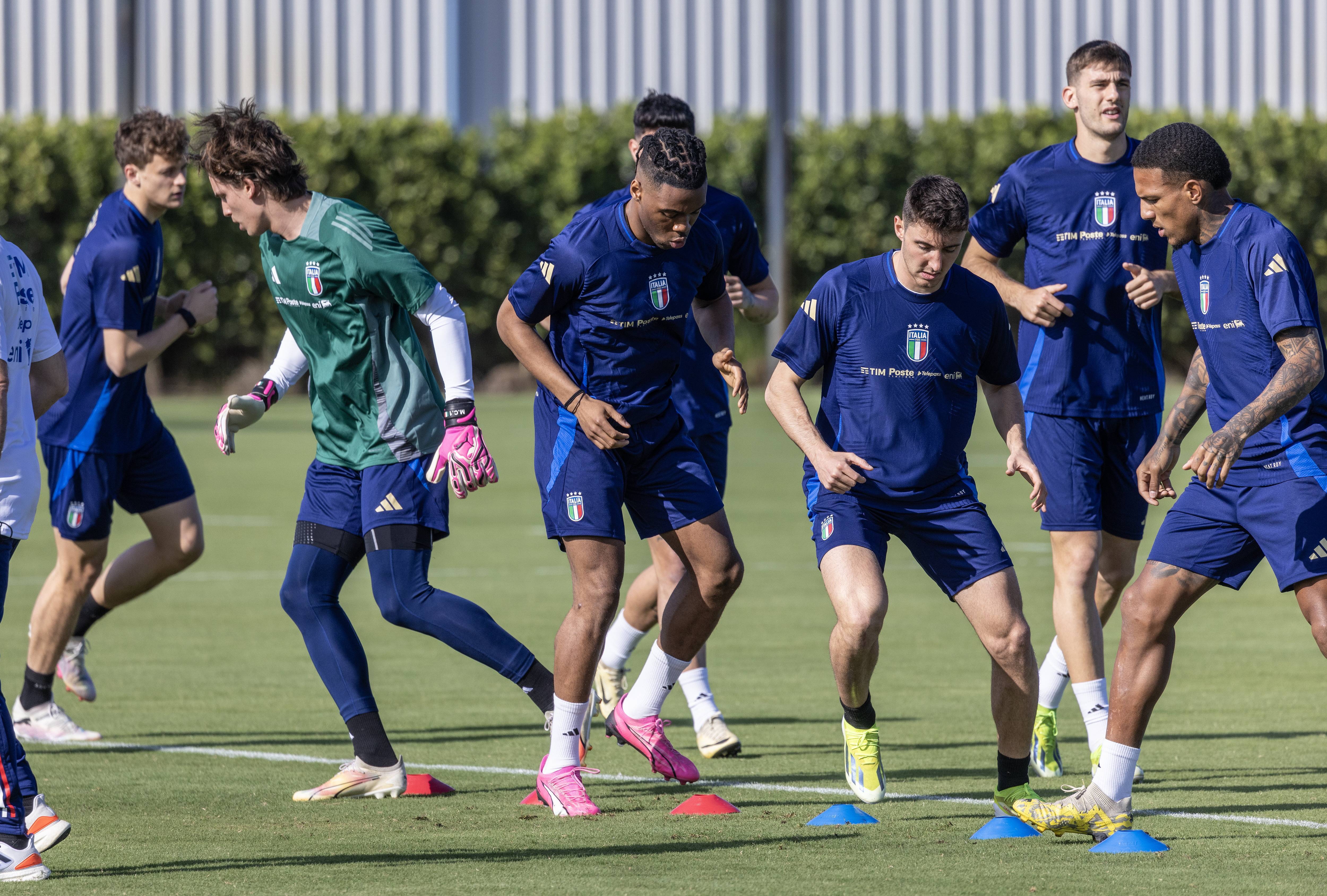 意大利足球锦标赛中的精彩瞬间