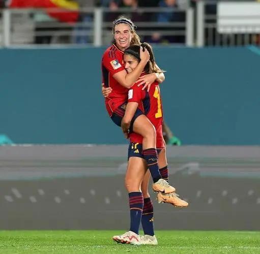 法国女足战胜德国队,杀入女足世界杯决赛 法国女足战胜德国队,杀入女足世界杯决赛