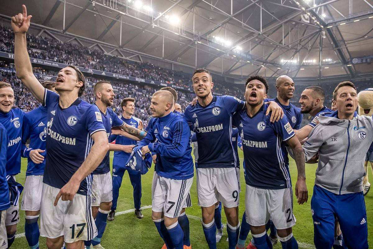 关于沙尔克04遭遇门兴格拉德巴赫挑战的信息