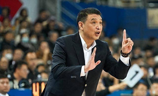 广东男篮主教练换帅未果，球员反对一致