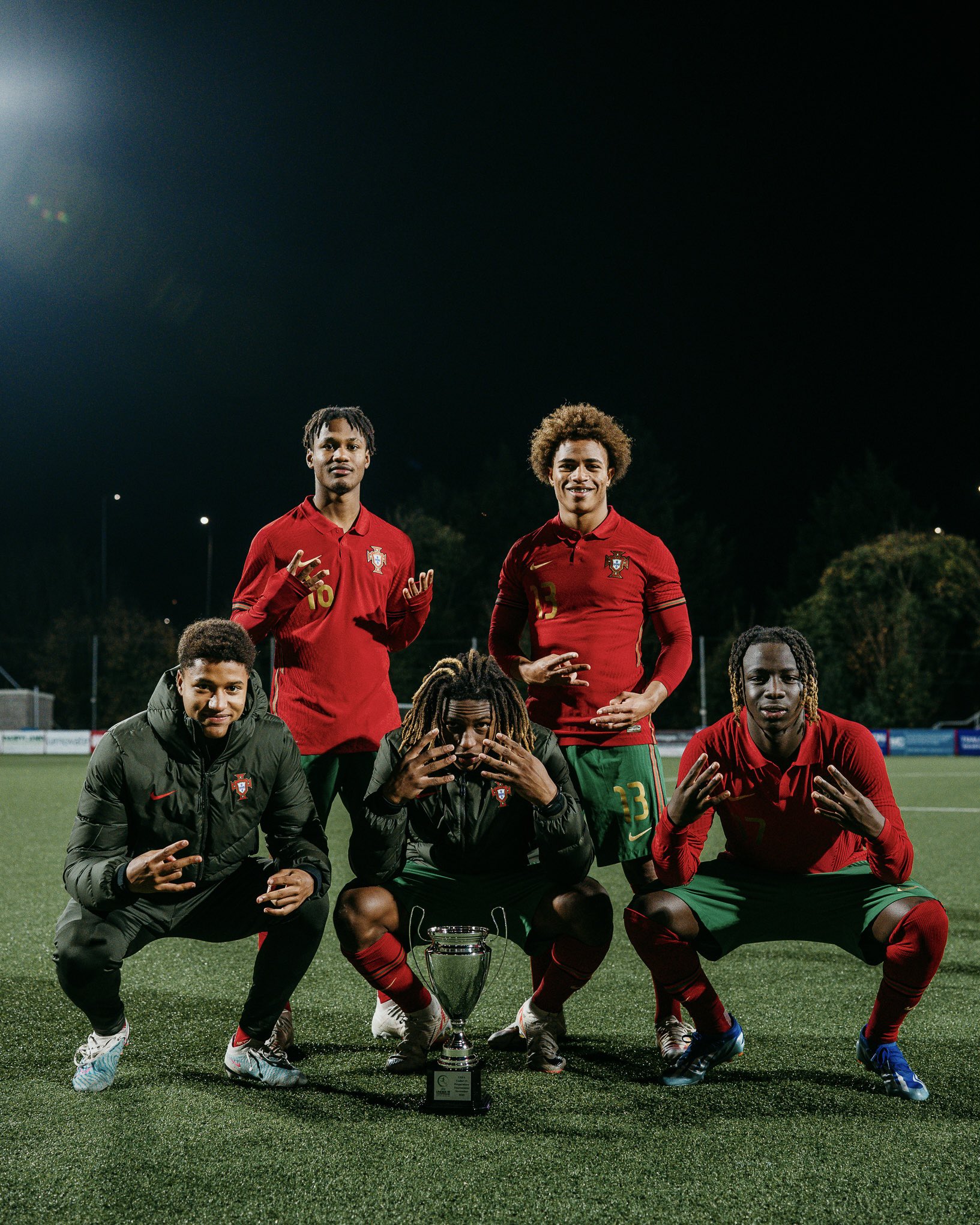 葡萄牙队与荷兰队同场竞技，赛果揭晓的简单介绍