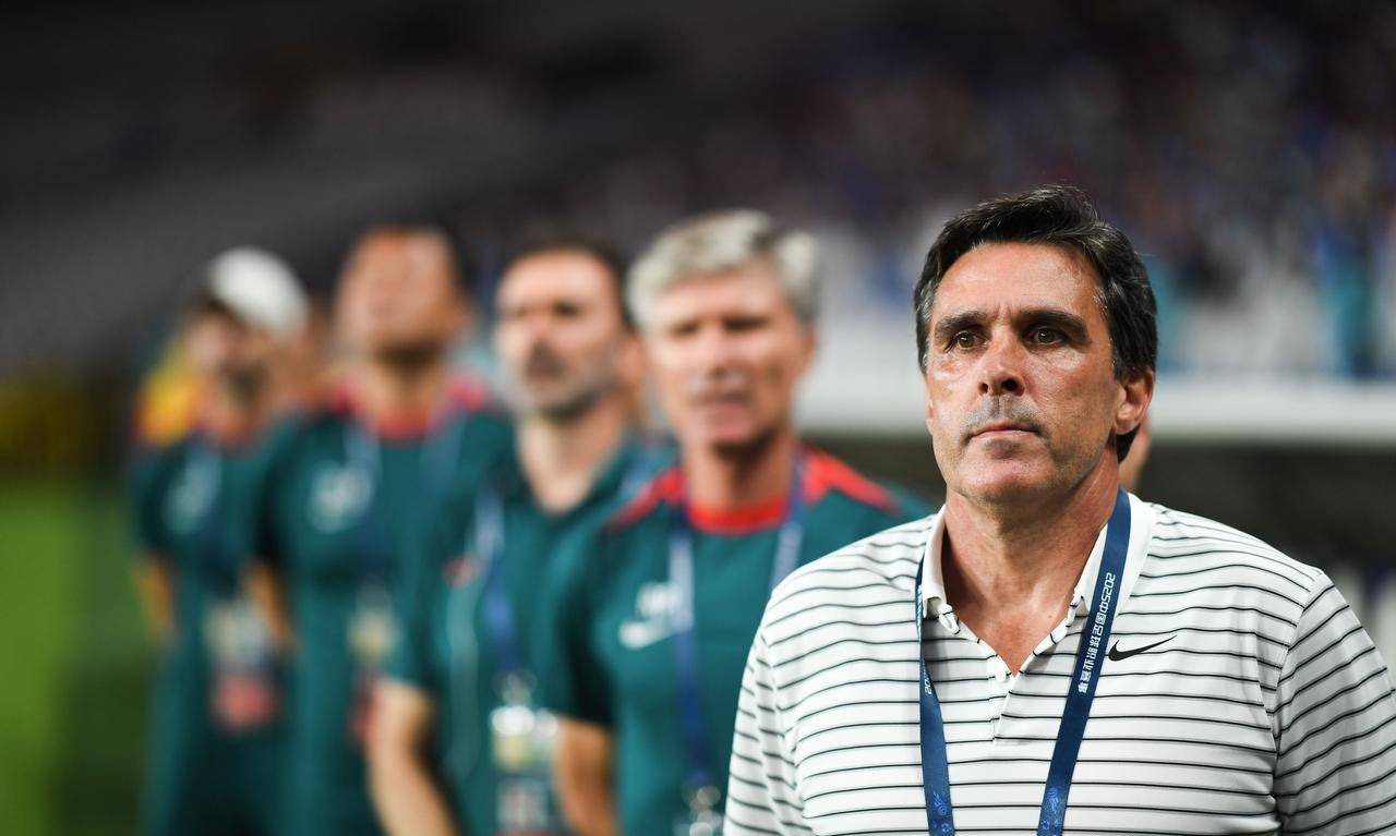 斯佩齐亚主场告负，球队陷入保级危机的简单介绍