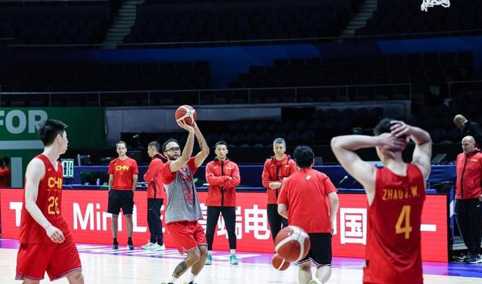 西藏男篮接连战胜对手,实力强劲 西藏男篮接连战胜对手,实力强劲