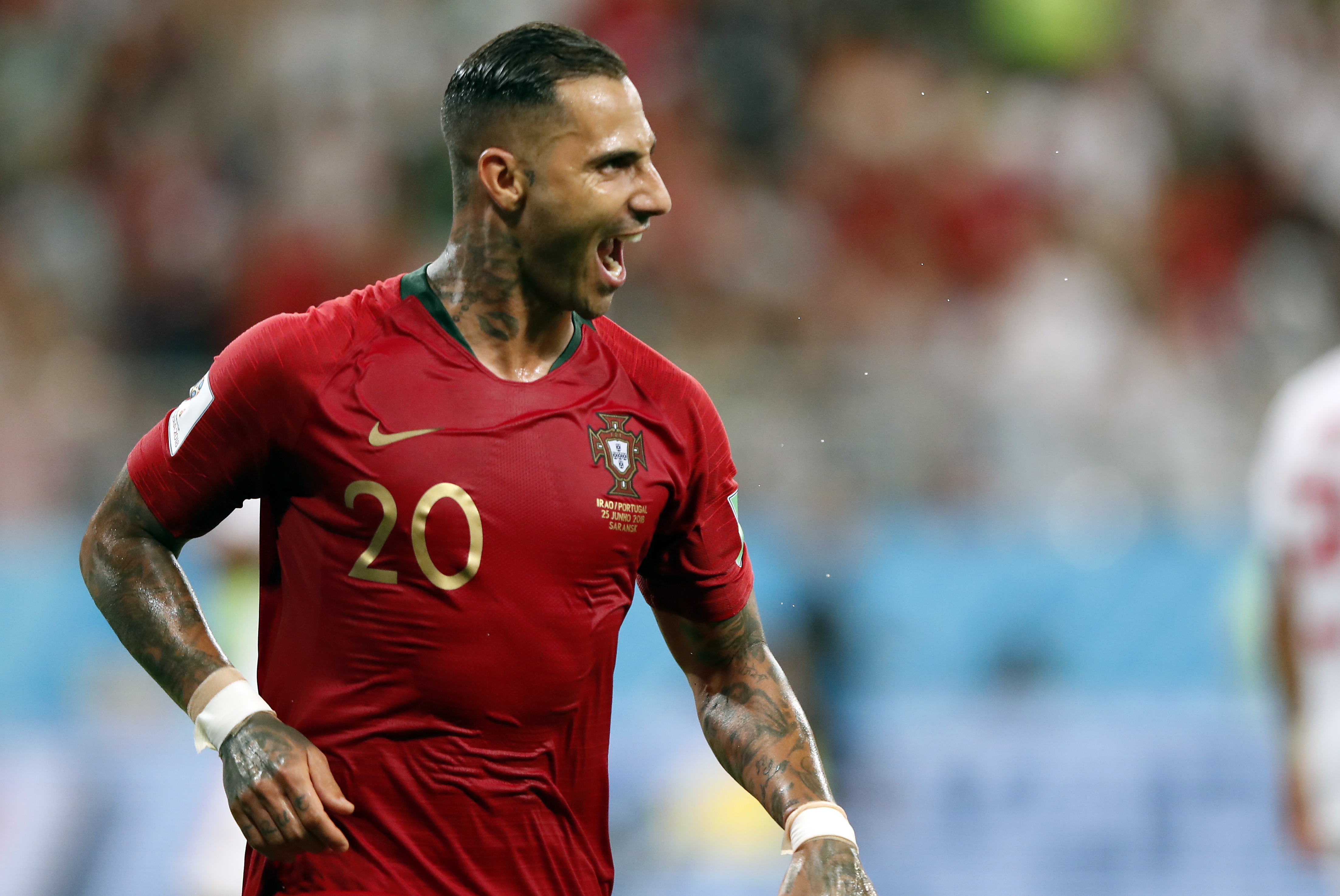 葡萄牙队在客场-战平克罗地亚，遭遇欧洲杯预赛滑铁卢