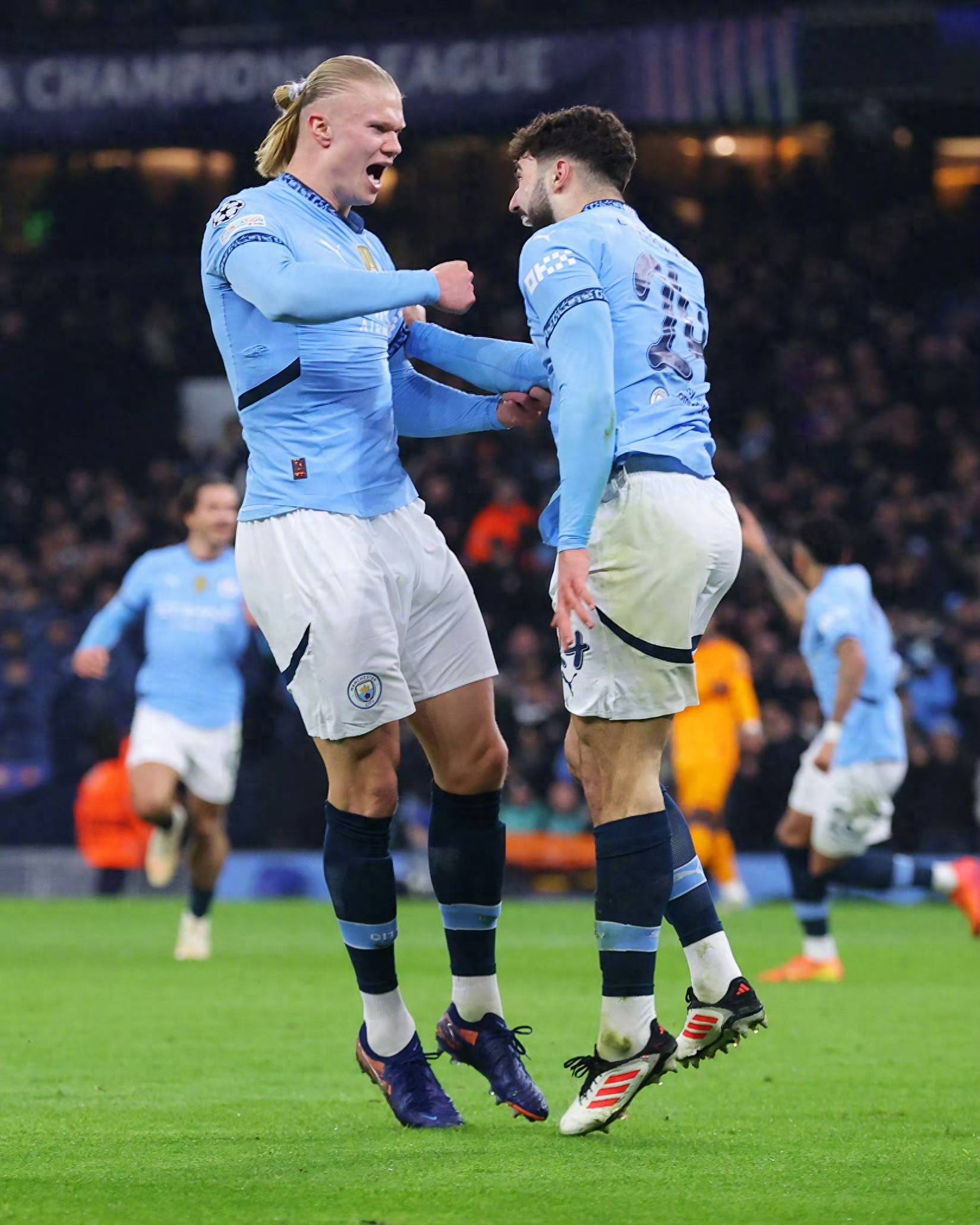 切尔西客场小胜曼城,继续保持领先优势 切尔西客场小胜曼城,继续保持领先优势