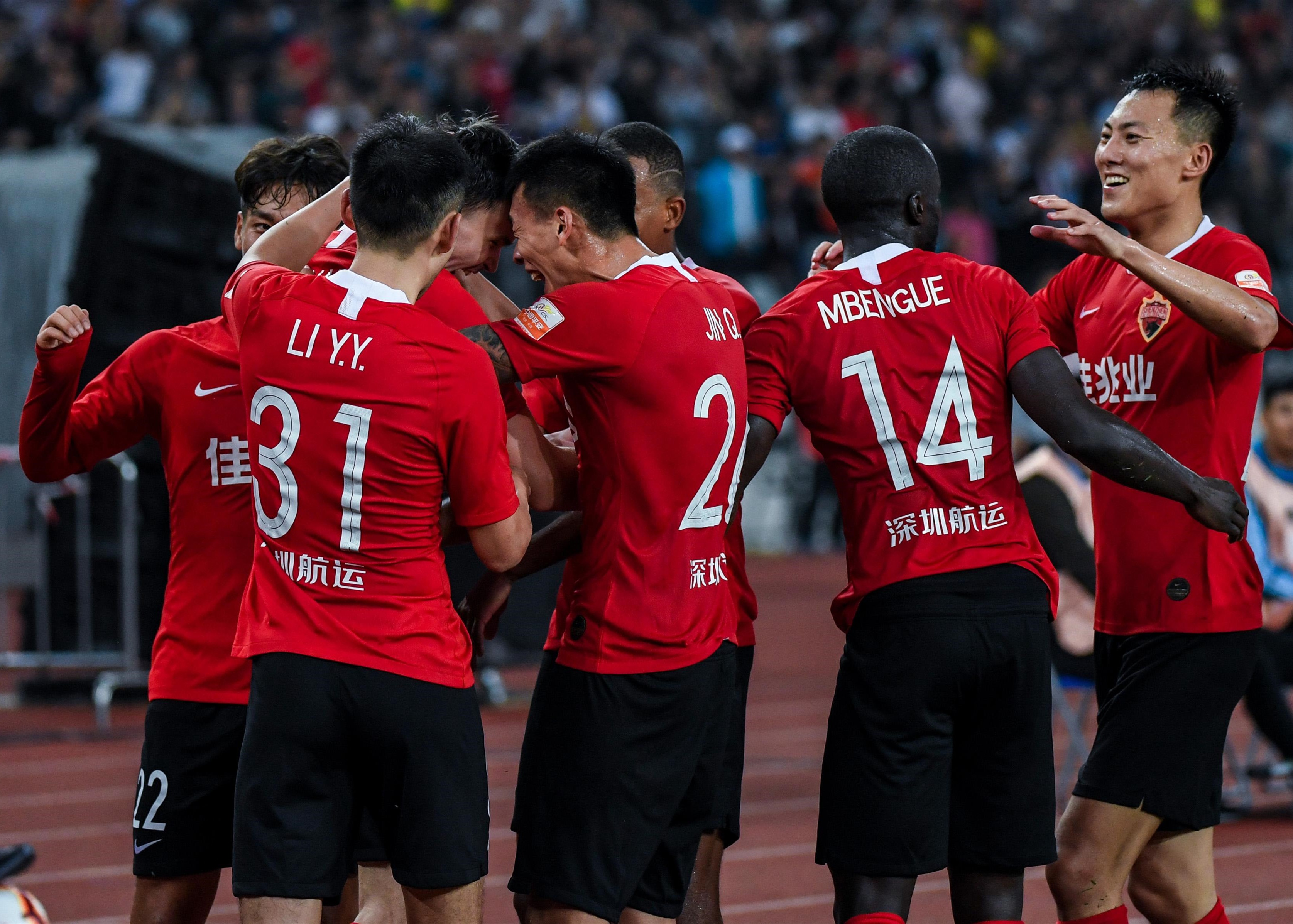 关于上海上港战胜重庆力帆,继续领跑积分榜的信息 关于上海上港战胜重庆力帆,继续领跑积分榜的信息