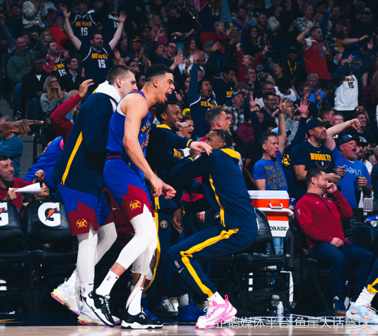 开云体育-包含顽强追平比分，双方陷入胶着局面的词条