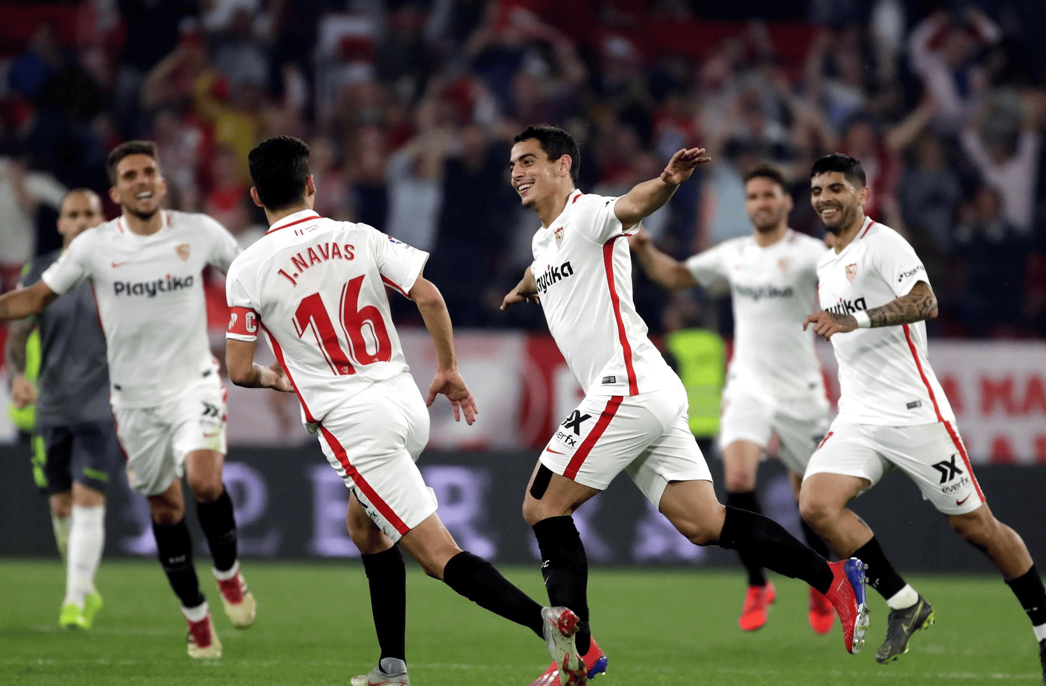 奥萨苏纳球员在比赛中展现出色实力