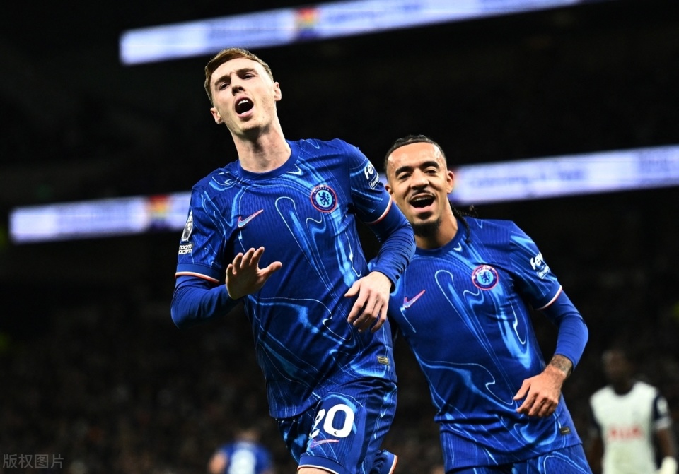 切尔西客场逆转,继续保持不败纪录 切尔西客场逆转,继续保持不败纪录