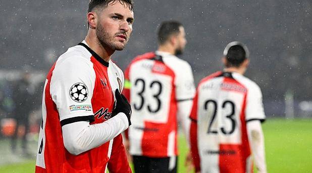 荷甲领头羊阿贾克斯客场大胜费耶诺德 荷甲领头羊阿贾克斯客场大胜费耶诺德