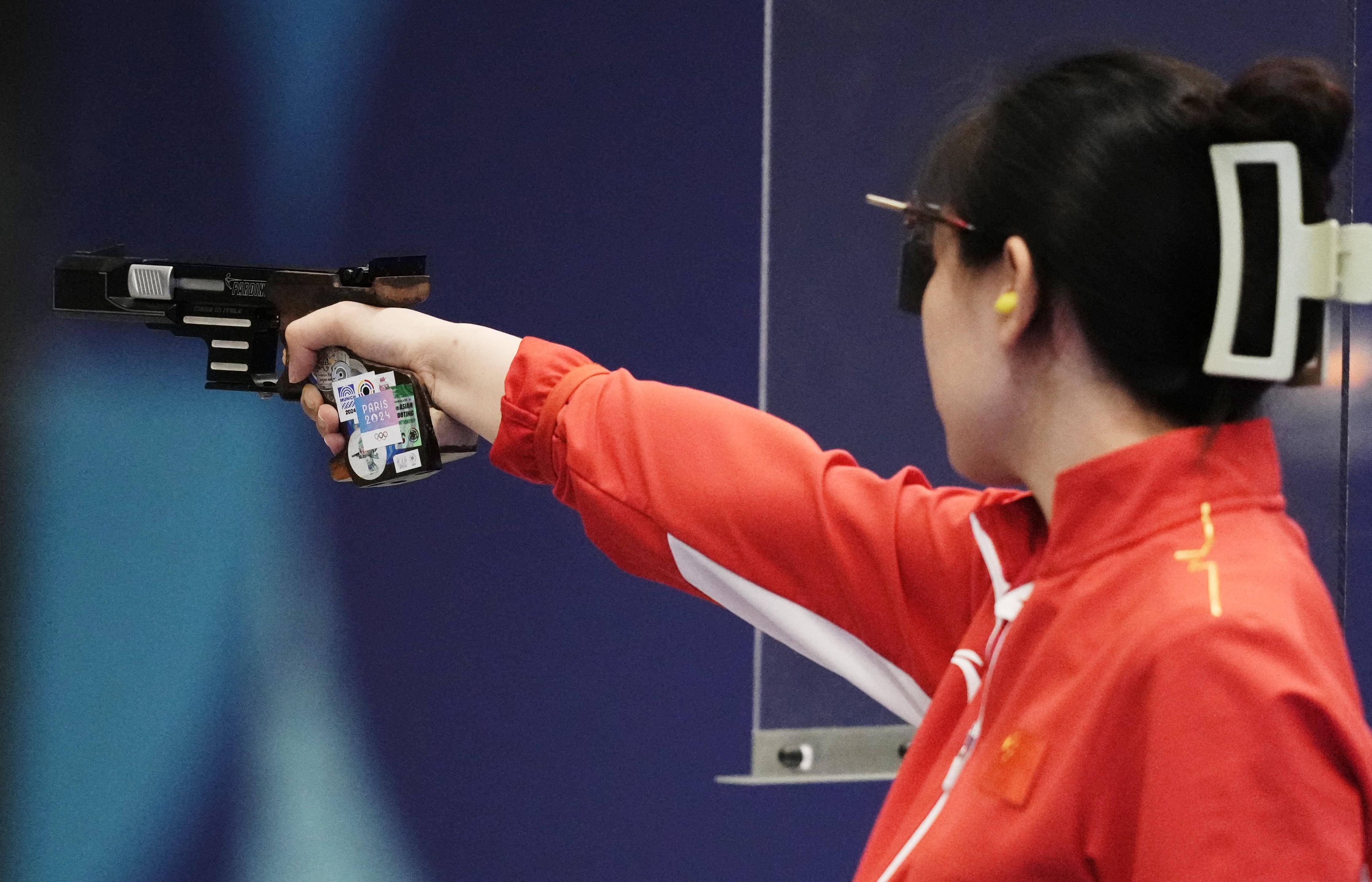 射击比赛中,捷克选手发挥出色夺冠 射击比赛中,捷克选手发挥出色夺冠