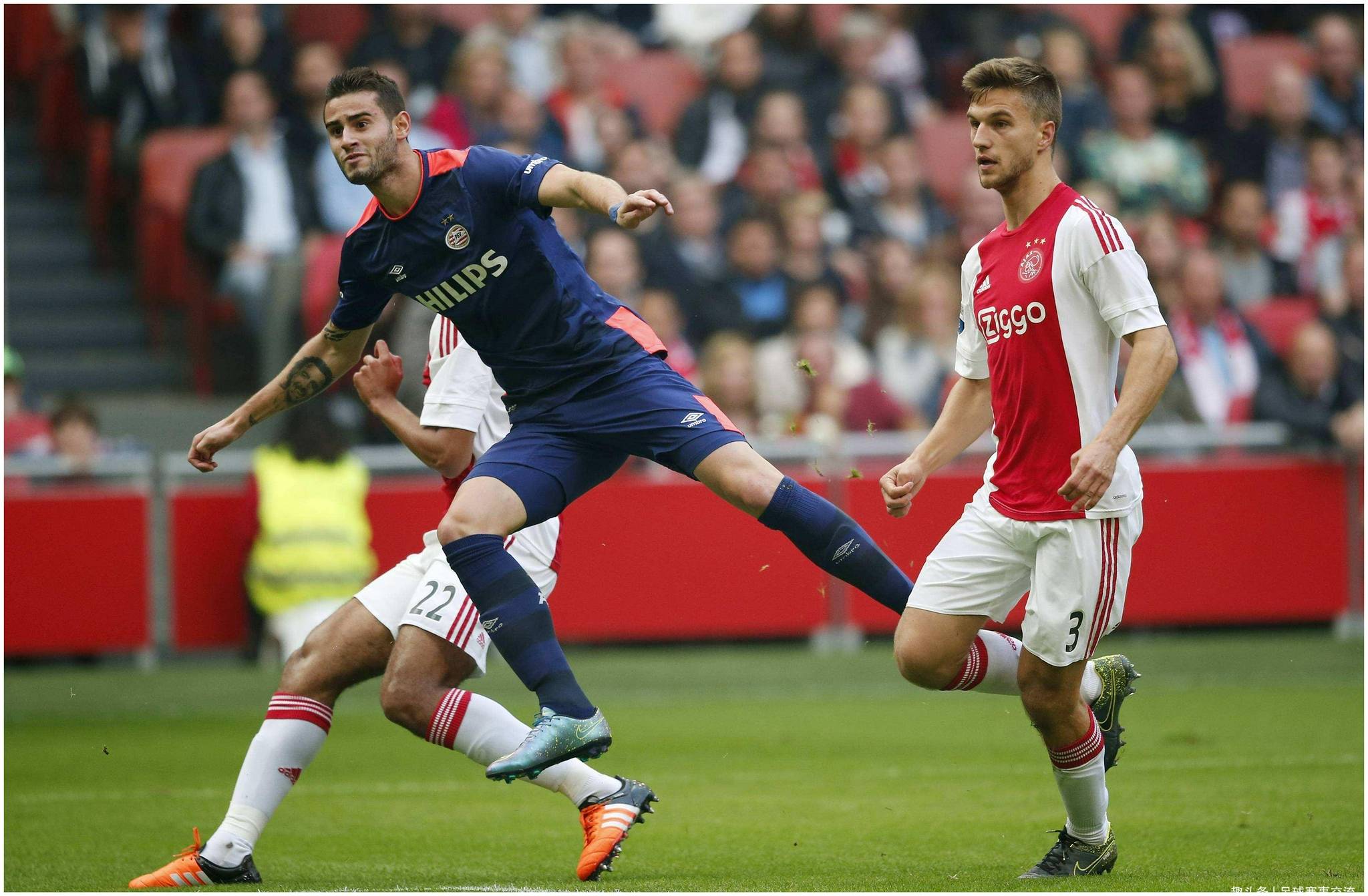 阿贾克斯击败尤文图斯,晋级 阿贾克斯击败尤文图斯,晋级