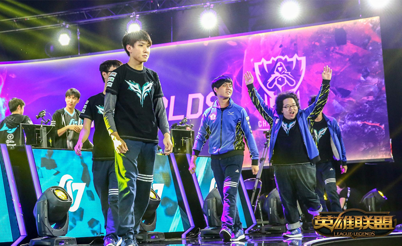 包含澳洲战队凭借进攻实力,携手晋级下阶段的词条 包含澳洲战队凭借进攻实力,携手晋级下阶段的词条